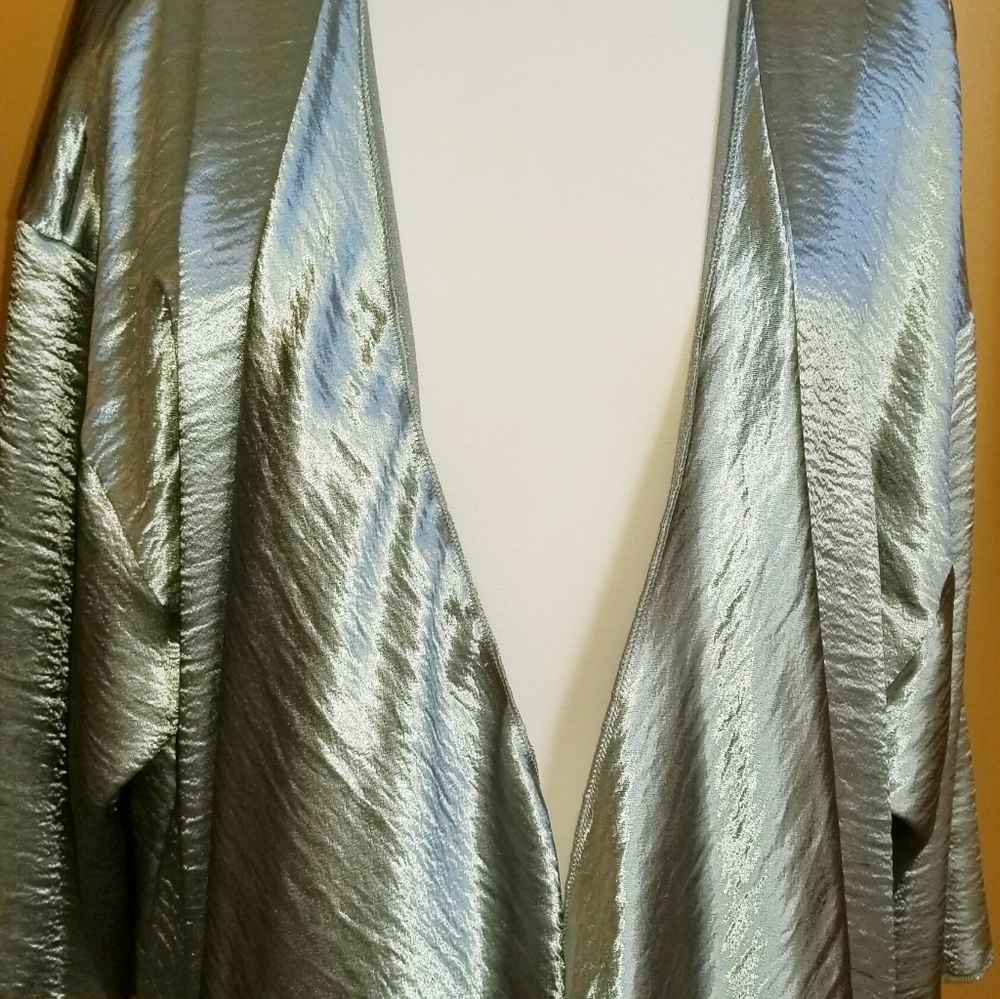 BRAND NEW LulaRoe Shirley Kimono Green Large NWT - Picture 4 of 7